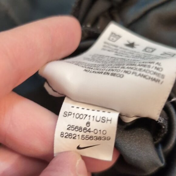 Nike golf shorts size 6 - Picture 4 of 7